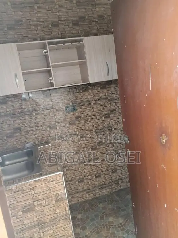 1bdrm Apartment in Amanfrom, Accra Metropolitan for rent · Photo 1