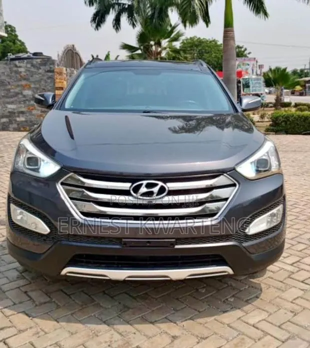 Hyundai Santa Fe 2016 Black · Photo 1