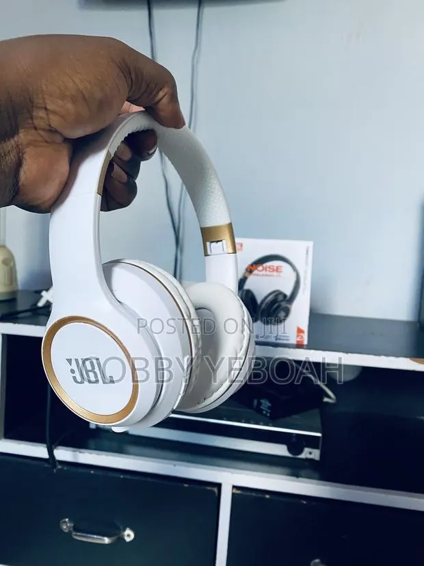 JBL Tune M8 Headphone With Deep and Strong Battery · Photo 1