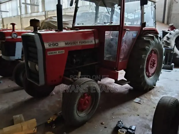 Massey Ferguson 290 Tractor · Photo 1
