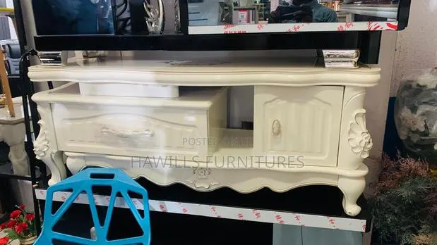 Designer White Tv Stand · Photo 1