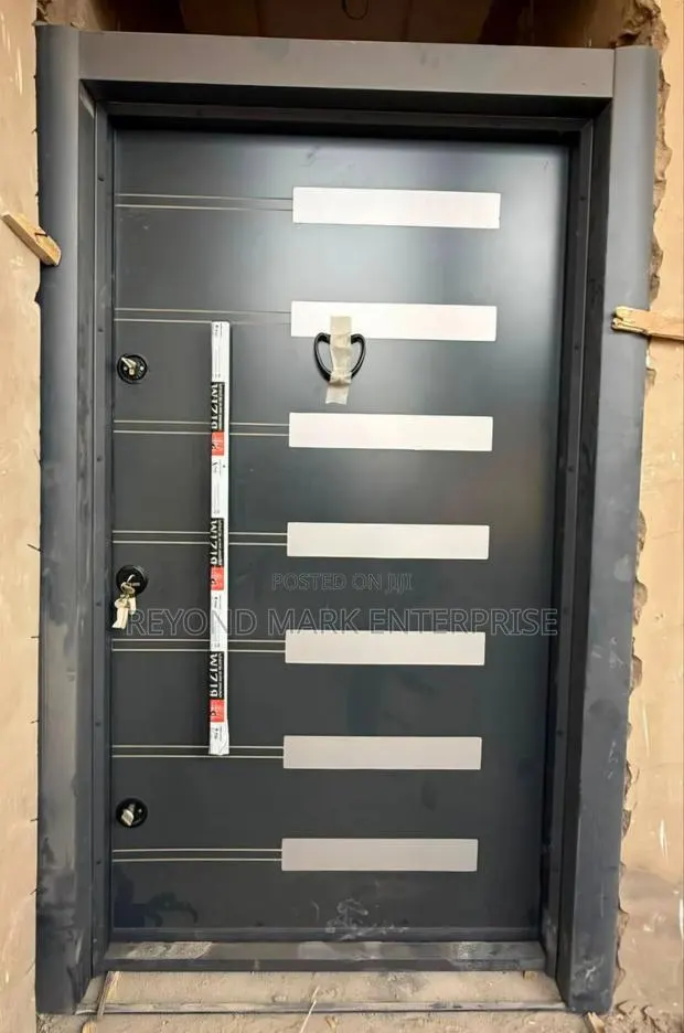 Waterproof Security Door, Single, Alucobond Body · Photo 1