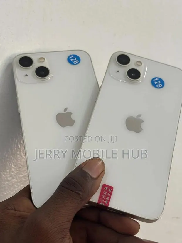 Apple iPhone 13 128 GB White · Photo 1