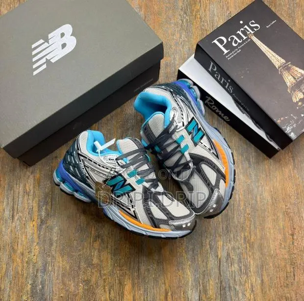 New Balance 1906r . Comes in Box . Highly Authentic and Classic · Photo 1