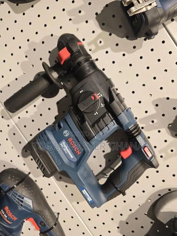 Hammer Drill - 06119240l1uuu · Photo 1