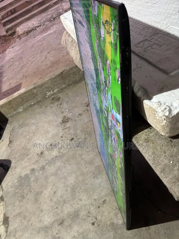 Samsung Airslim Qled 50 Inches Smart TM(cash on Delivery) · Photo 2