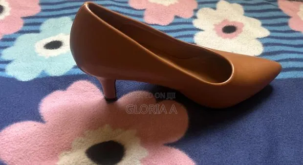 Stiletto Heels · Photo 1