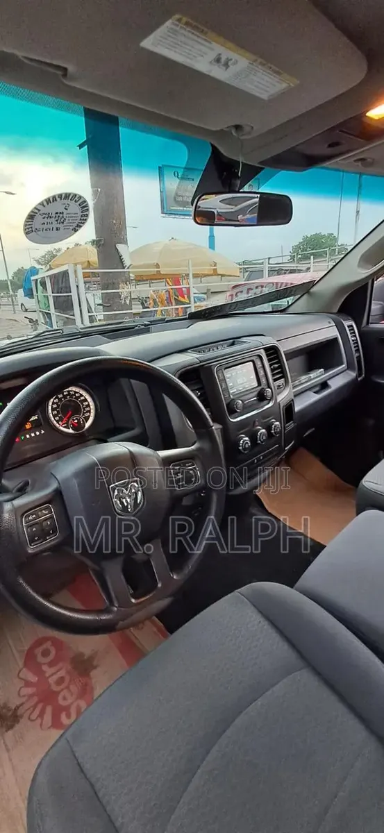 RAM 1500 2017 Black · Photo 1