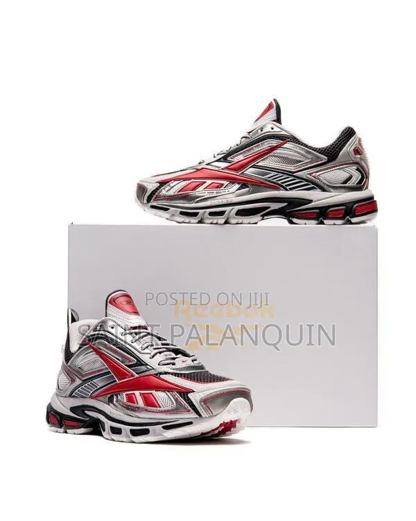 Reebok Road Ultra · Photo 1
