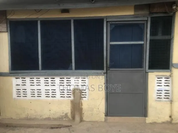 Furnished 1bdrm Room & Parlour in Official Town for rent · Photo 1