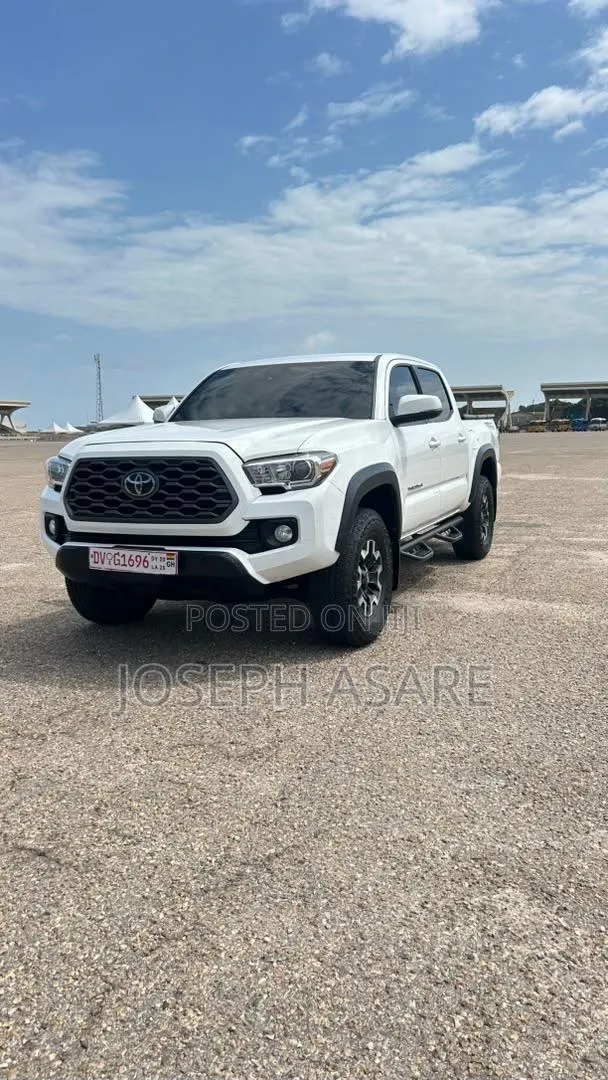 Toyota Tacoma TRD Off Road 2022 White · Photo 1
