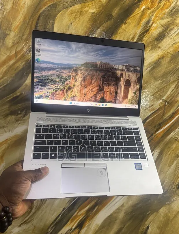 Laptop HP EliteBook 840 G6 16GB Intel Core i7 SSD 256GB · Photo 1