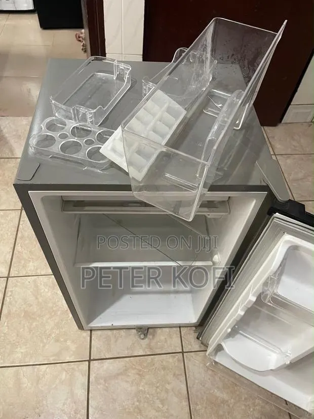 Used Innova Single-Door Fridge for Sale –1000. Works Perfectly! · Photo 1