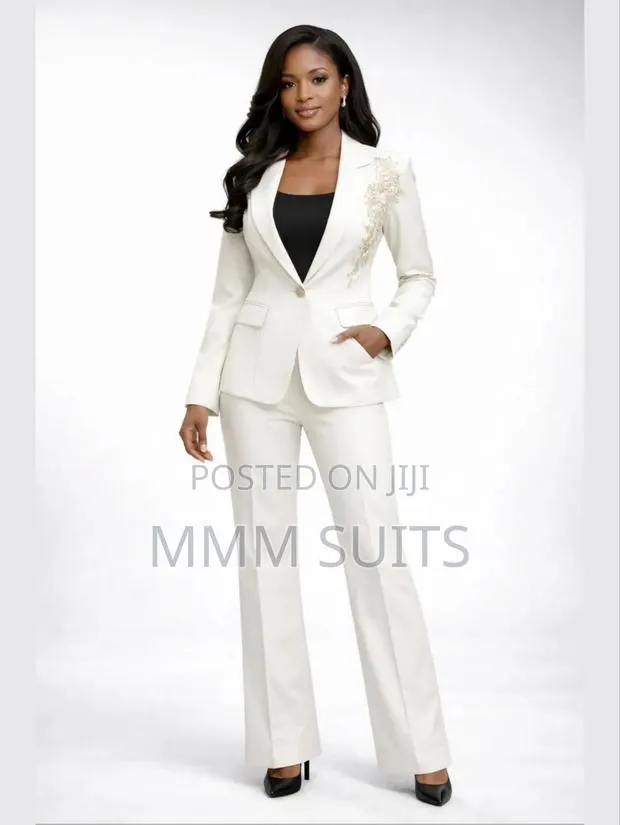 2-Piece Elegant Ladies' Trousers Suit With Embroidery · Photo 1