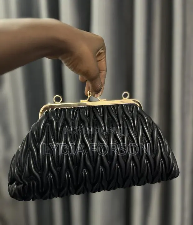 Clutch Bags · Photo 1