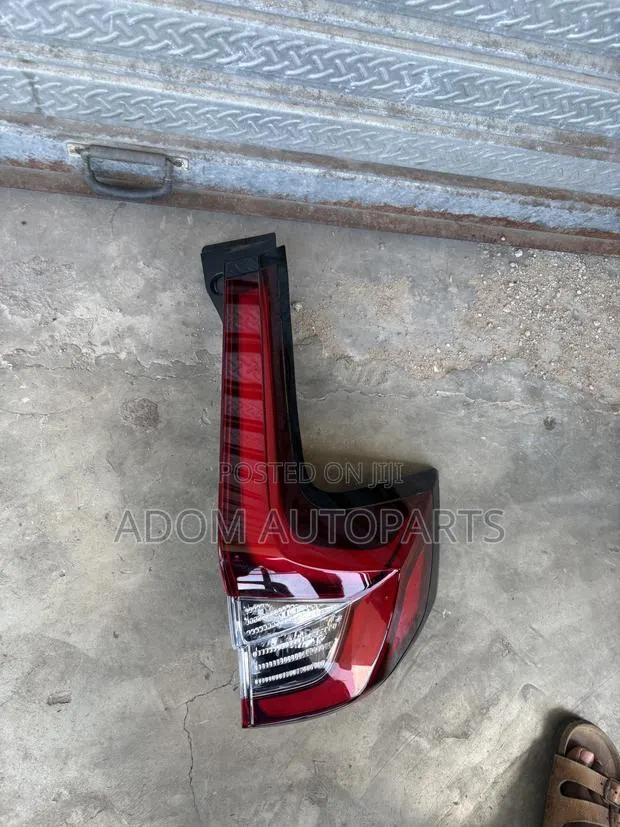Honda CRV Led Taillight 2023 2024 2025 2026 · Photo 1