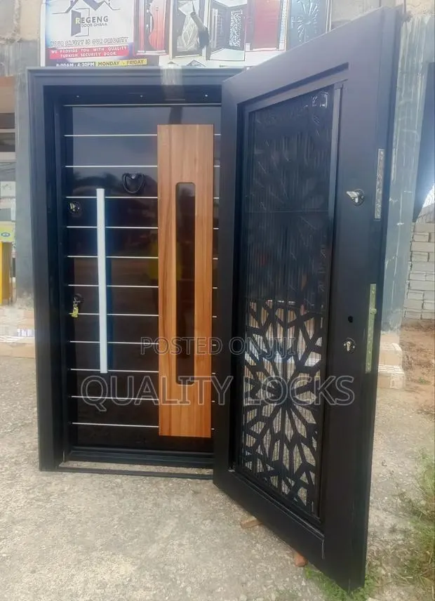 Single Turkish Security Door With Trap Door · Photo 1