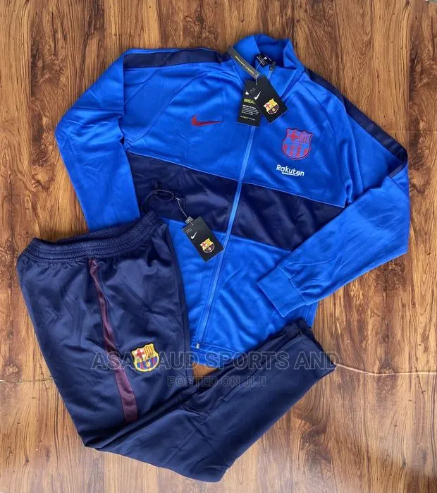 Original Club Truck Suits at Cool Price · Photo 1