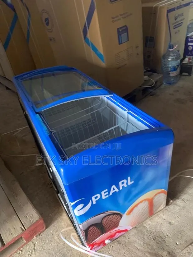 Unerring Pearl 300liters Display Freezer · Photo 1