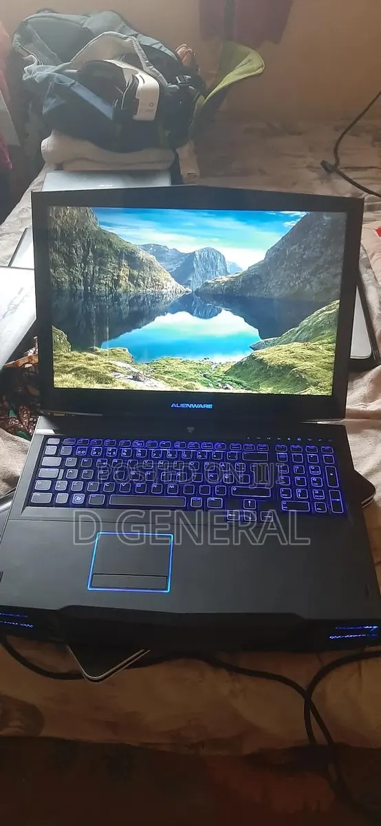 Laptop Alienware M17x R2 8GB Nvidia HDD 500GB · Photo 1