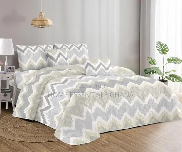 Queen Size Bedsheet – Soft, Comfortable Elegant · Photo 1