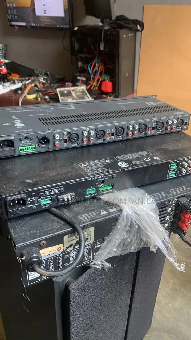 Power Amplifier · Photo 1