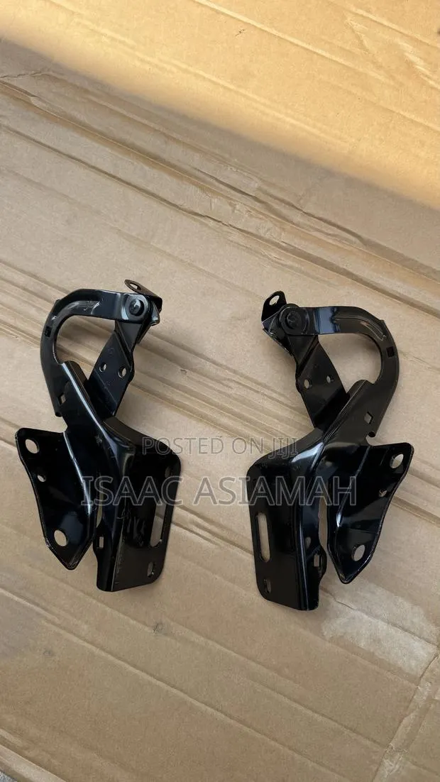 Honda HRV 2015,2016,2017,2018,2019,2020,2021 Bonnet Hinge / Inches · Photo 1