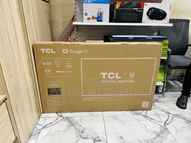 Available Now at Store TCL Qled Smart Glossy 50”S5k · Photo 1