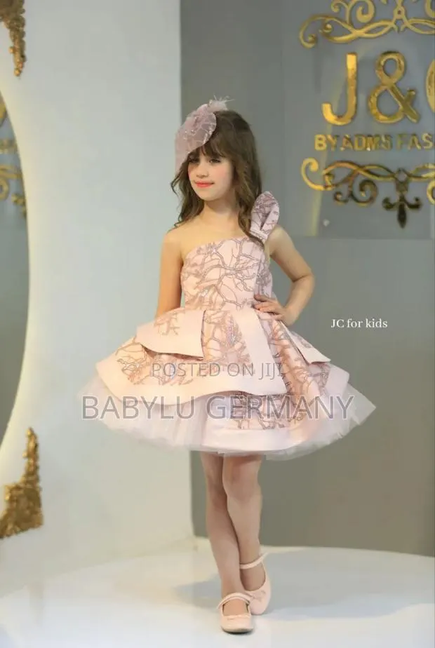 Luxury Turkey Brand Birthday Ball Gown Dress Fascinator · Photo 1