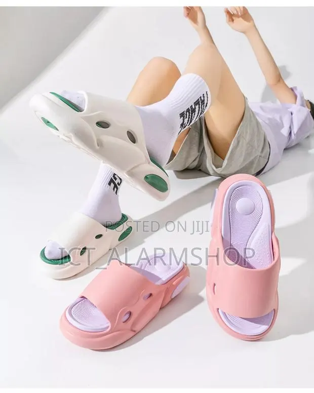 Non-Slip Flip Flops Sandals · Photo 1