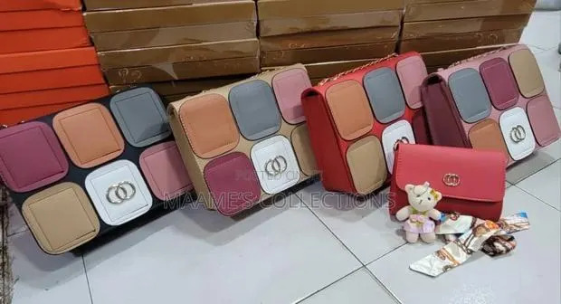 Ladies Fashion Handbags 2 in 1 · Photo 1