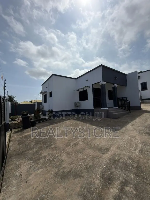 4bdrm House in Ashongman Estate, Accra Metropolitan for sale · Photo 1