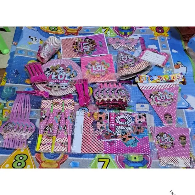 Kids Party Favours Cups,Plates,Spoons,Fork,Hats,10pcs Each · Photo 1
