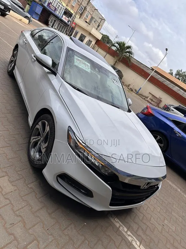 Honda Accord EX-L 2018 White · Photo 1