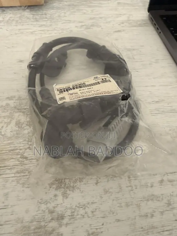 Genuine Hyundai/Kia Rear Left ABS Sensor 58950-S9300 – Palisade · Photo 1