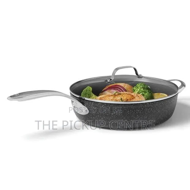 The ROCK by Starfrit 12" Deep Fry Pan With Lid · Photo 1
