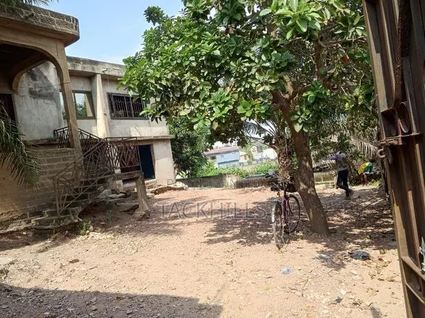 5bdrm House in Ofankor for sale · Photo 1