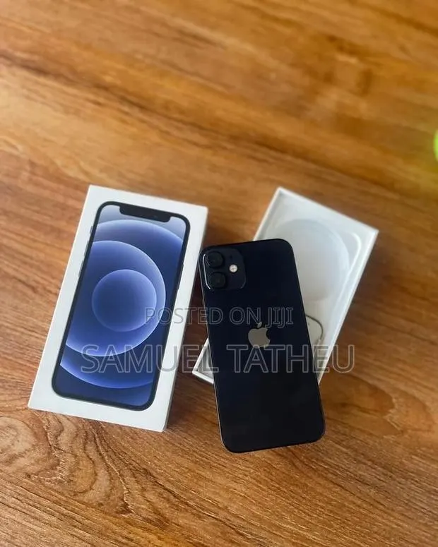 Apple iPhone 12 256 GB · Photo 1