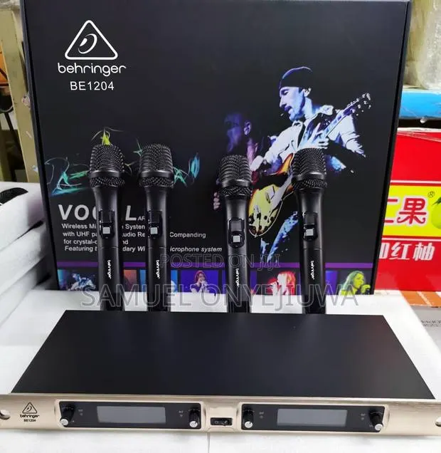 4in1 Behringer Wireless Microphone Professional · Photo 1