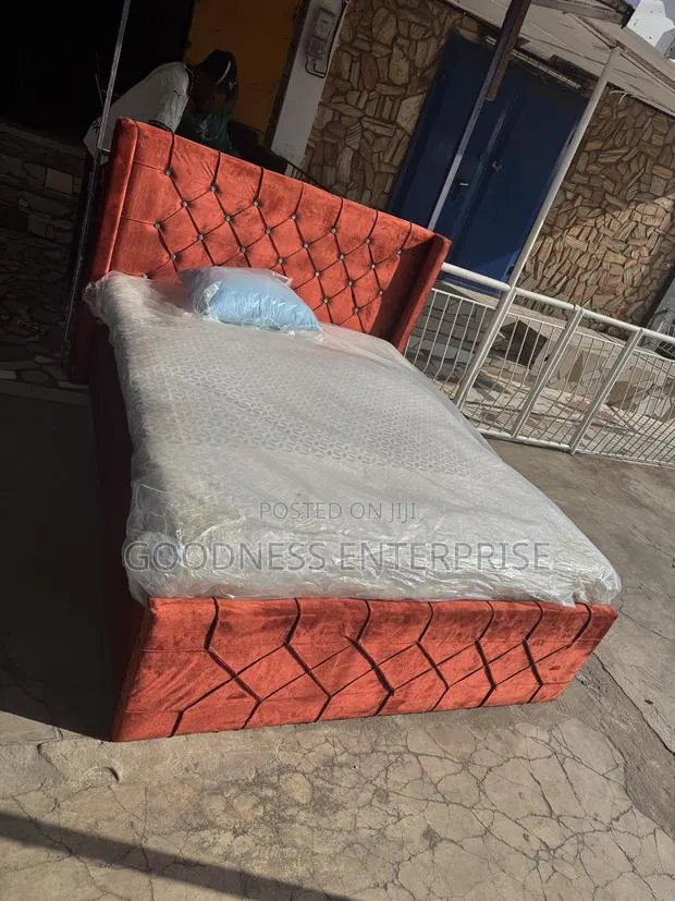 Double Bed With Mattress