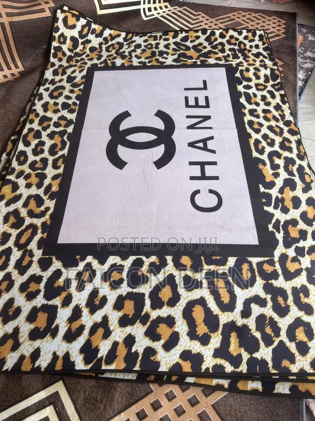 Original Thick 3d Carpets Size (120x180cm) · Photo 1