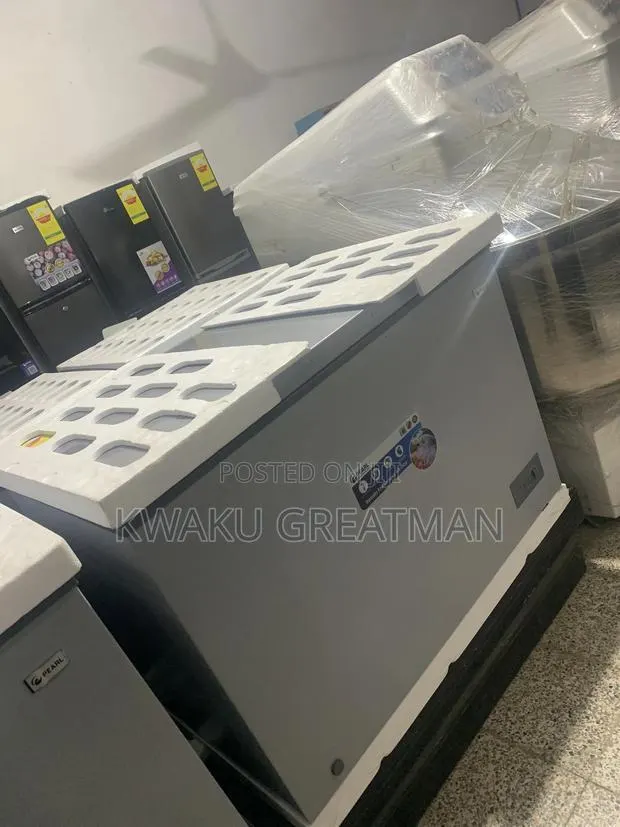 Pearl Freezer - PCF - 318 Liters · Photo 1
