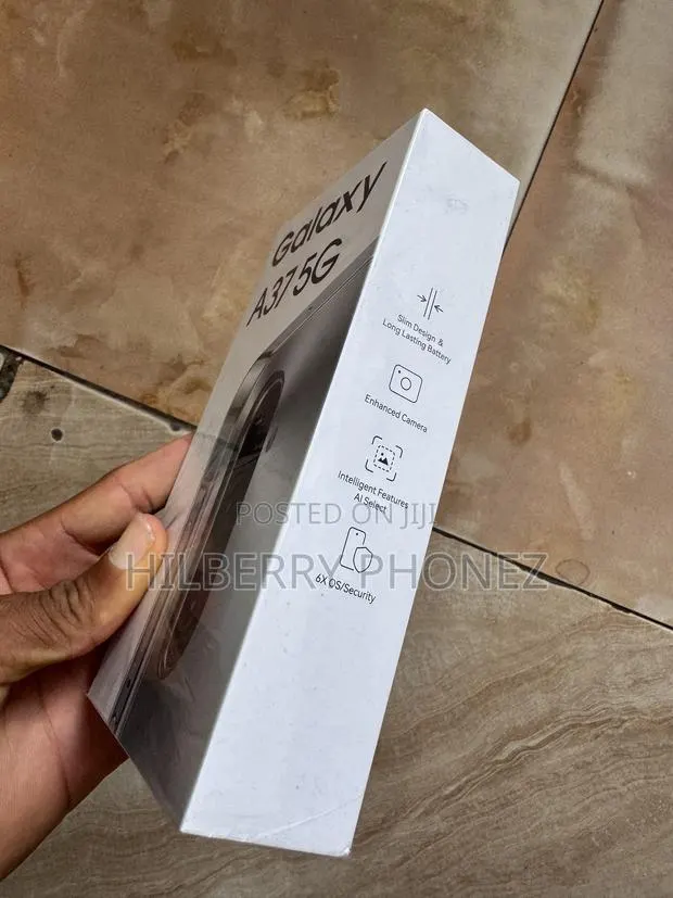 New Samsung Galaxy A37 256 GB Gray · Photo 1
