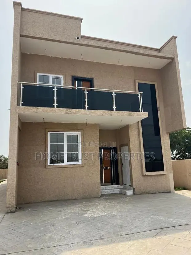 4bdrm Duplex in Ashaley Botwe, Nmai-Dzorn for sale · Photo 1