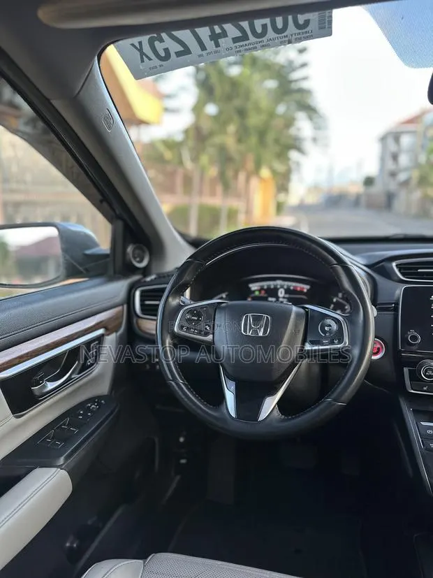 Honda CR-V Touring AWD 2018 Gray · Photo 1