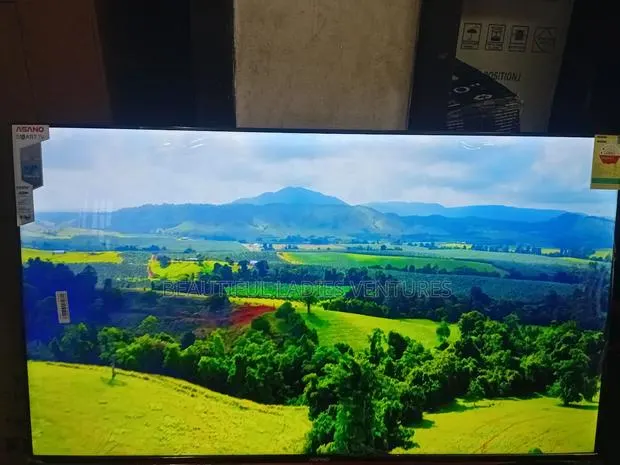 Asano 50” Smart Tv – Perfect for Movies Gaming · Photo 1
