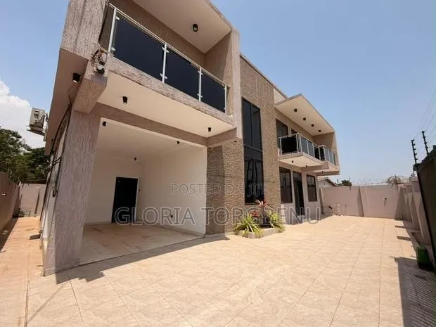 4bdrm House in Ashaley Botwe for sale · Photo 1