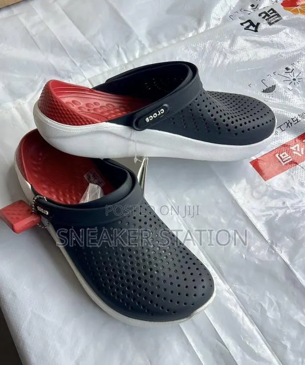 Crocs Lite Ride Available · Photo 1