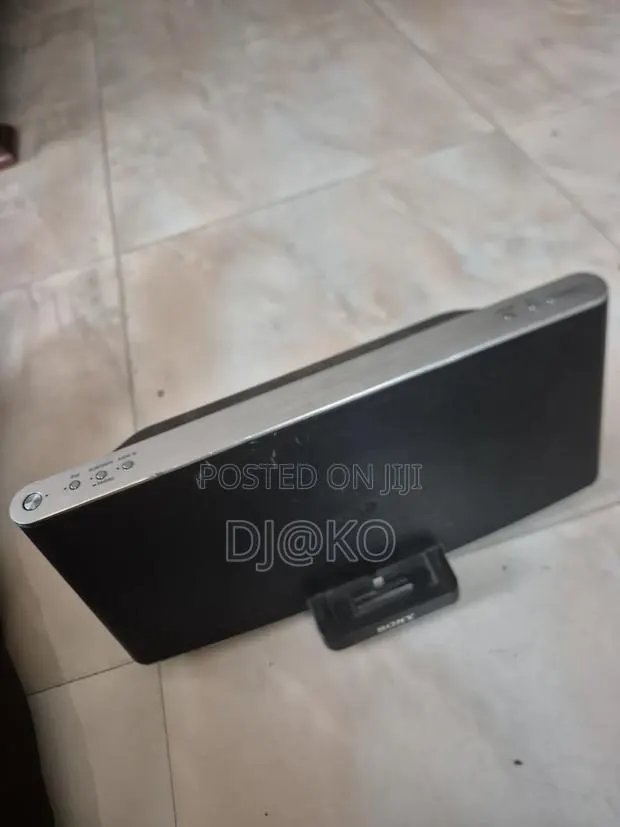 Sony RDP-X200ipn Speaker · Photo 1