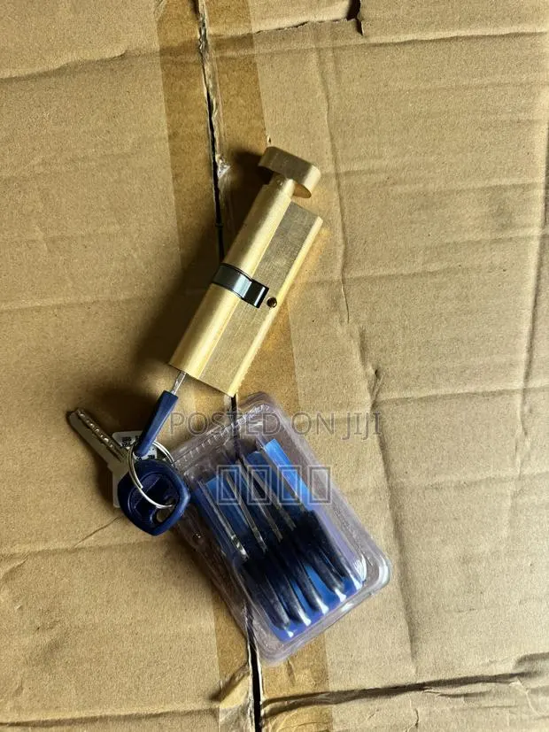 Top Lock Cylinder and Keys Fit for 70mm Door Length 90mm · Photo 1